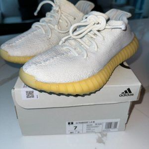ADIDAS ULTRABOOST 1.0 Womens Sneaker Size 7